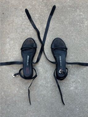 A.S.98 “Limelighter” Black Leather Ankle Wrap Sandals - Size 40 (US 9–9.5)